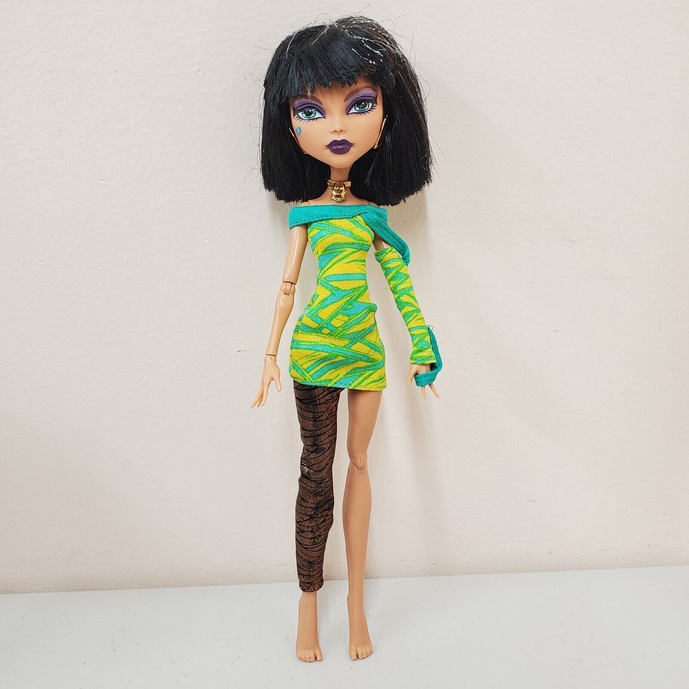 Monster High Dawn Of The Dance‎ - Cleo De Nile Doll - Black Elastics